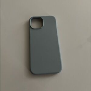 iPhone 15 case silicone baby blue- like new